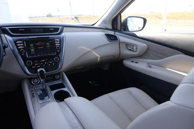 Nissan Murano Vehicle Image 26