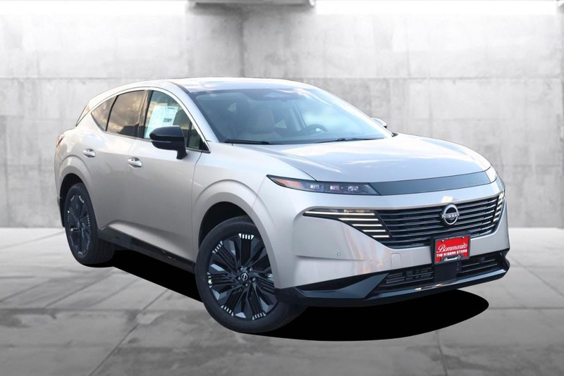 Nissan Murano Vehicle Image 02