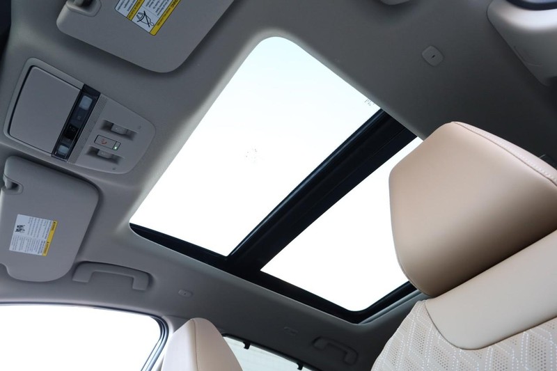 Nissan Murano Vehicle Image 09