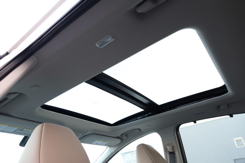 Nissan Murano Vehicle Image 10