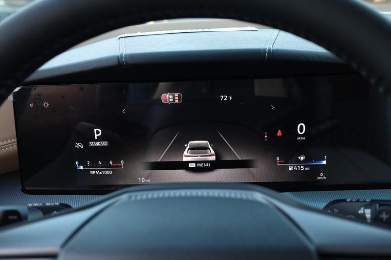 Nissan Murano Vehicle Image 13