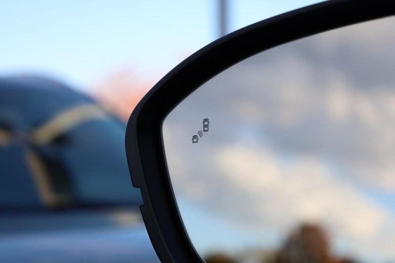 Nissan Murano Vehicle Image 25