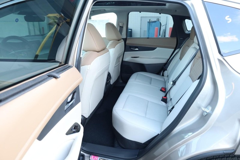 Nissan Murano Vehicle Image 26