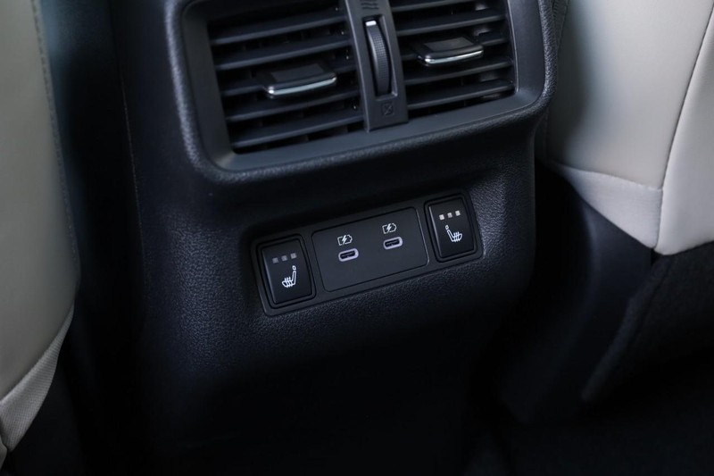 Nissan Murano Vehicle Image 27