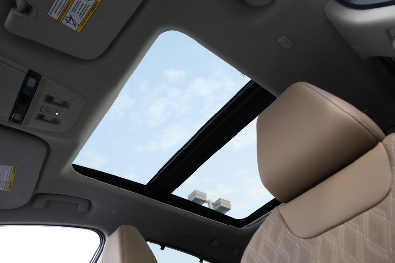 Nissan Murano Vehicle Image 09