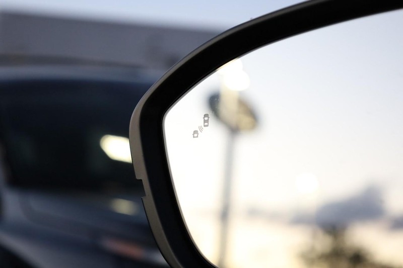 Nissan Murano Vehicle Image 24