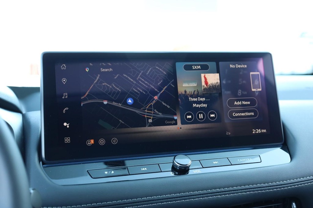 Nissan Rogue Vehicle Image 13