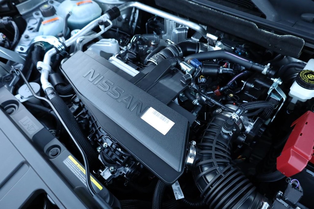 Nissan Rogue Vehicle Image 30