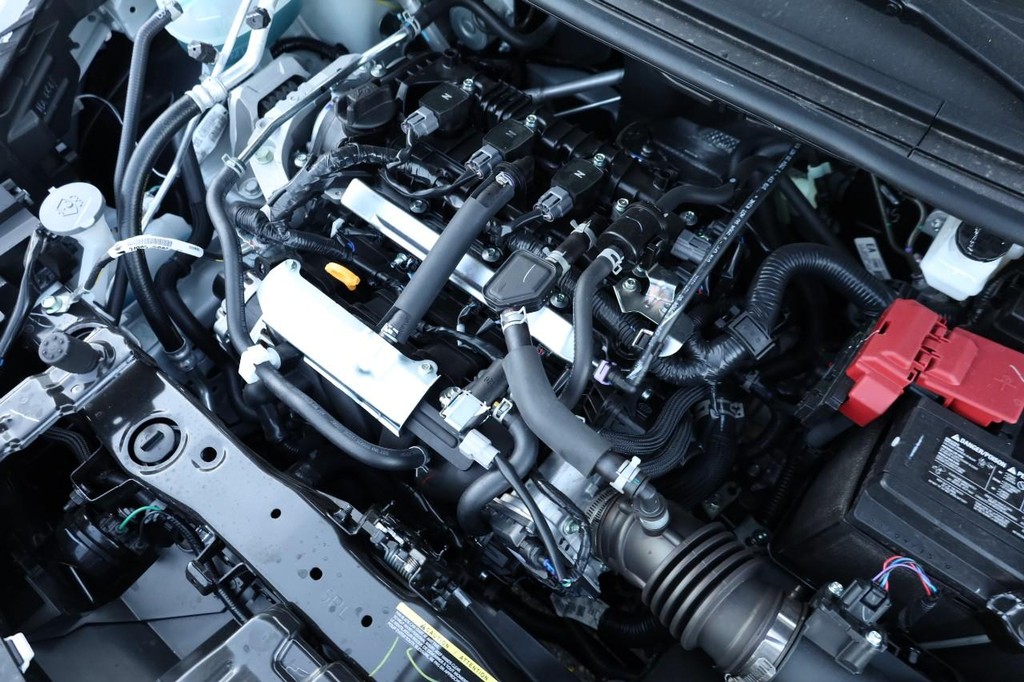 Nissan Versa Vehicle Image 23