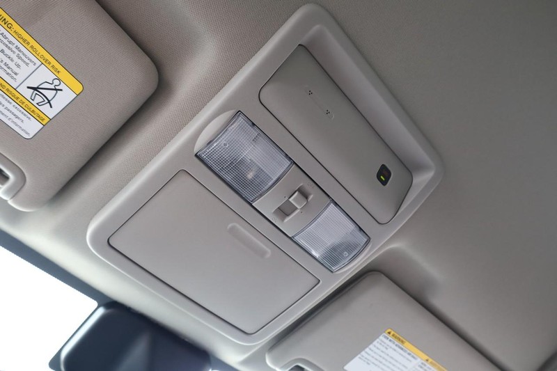 Nissan Frontier Vehicle Image 17