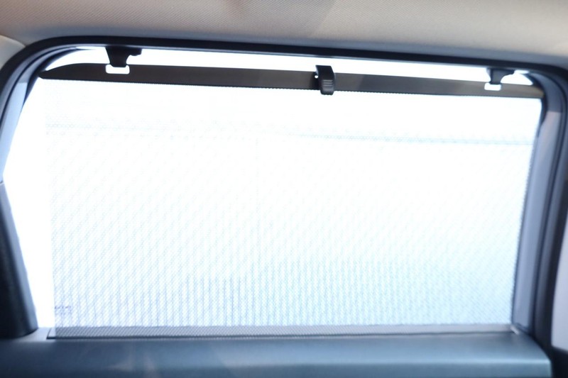 Nissan Rogue Vehicle Full-screen Gallery Image 26