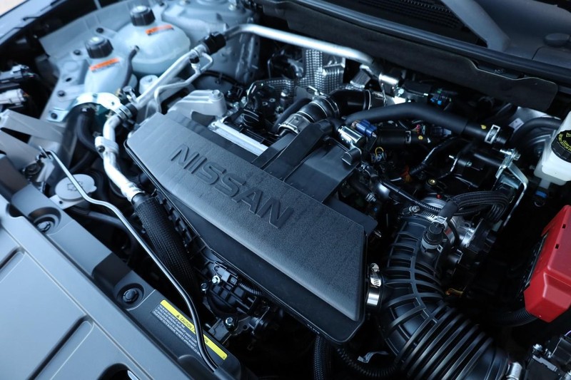 Nissan Rogue Vehicle Full-screen Gallery Image 28