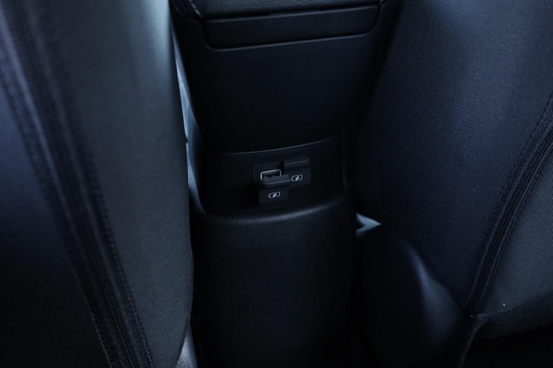 Nissan Versa Vehicle Image 20