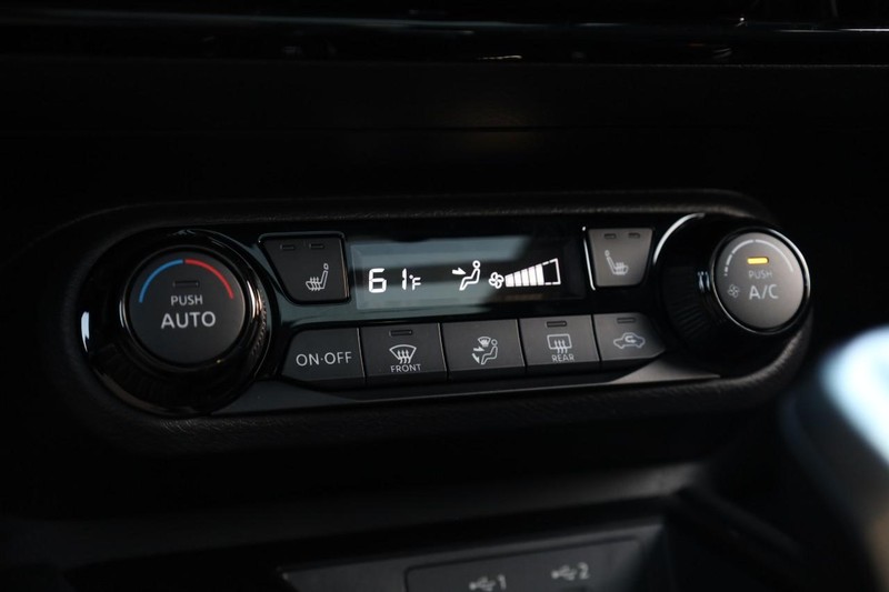 Nissan Kicks Vehicle Image 16