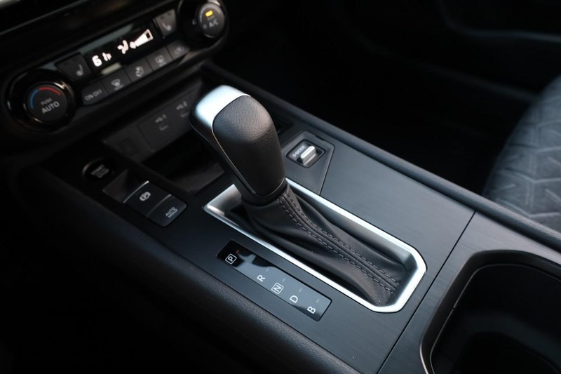 Nissan Kicks Vehicle Image 18