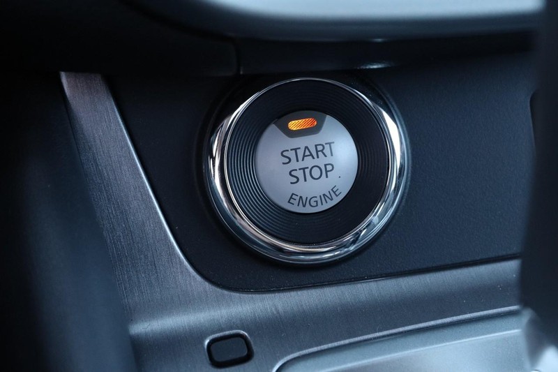 Nissan Murano Vehicle Full-screen Gallery Image 17