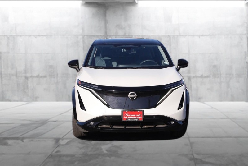 Nissan ARIYA Vehicle Full-screen Gallery Image 4