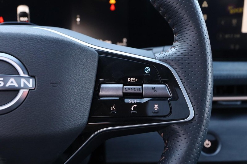 Nissan ARIYA Vehicle Full-screen Gallery Image 14