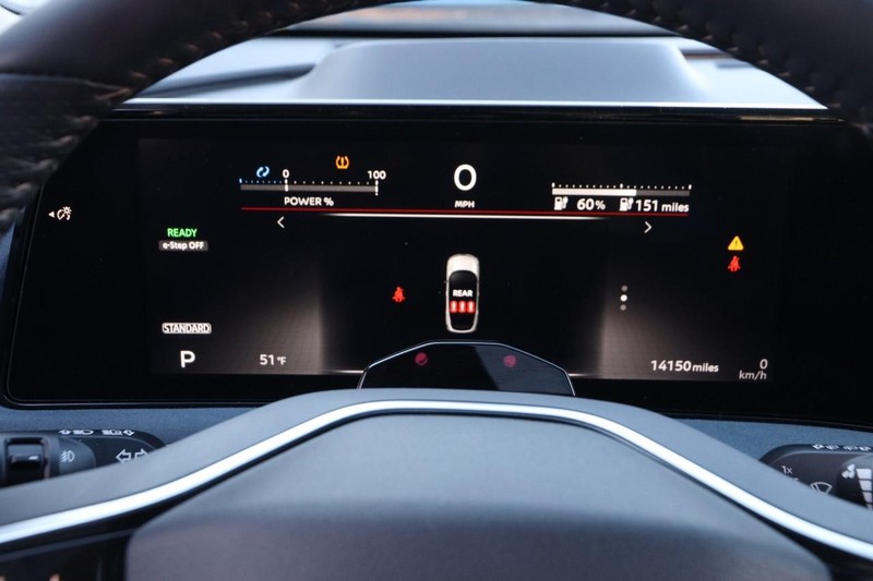 Nissan ARIYA Vehicle Full-screen Gallery Image 15