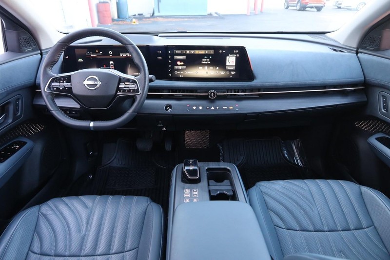 Nissan ARIYA Vehicle Full-screen Gallery Image 22