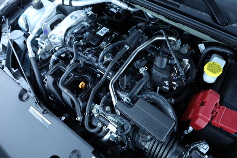 Nissan Sentra Vehicle Image 24