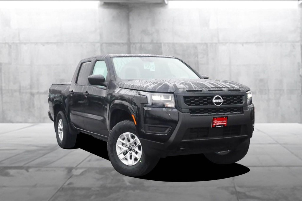 Nissan Frontier Vehicle Image 02