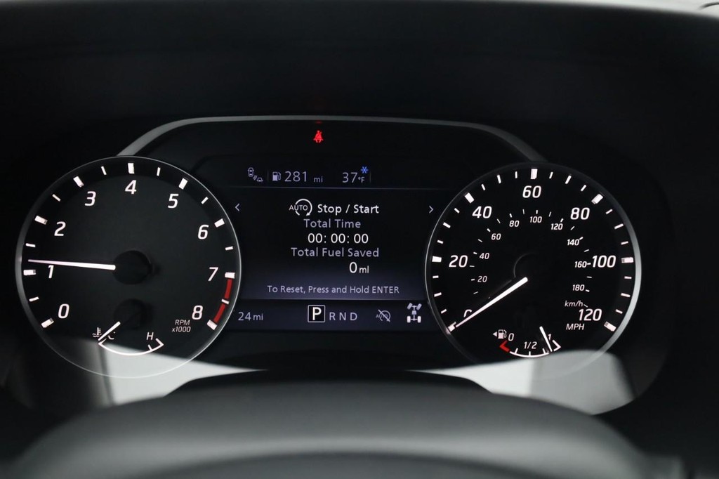 Nissan Frontier Vehicle Image 12