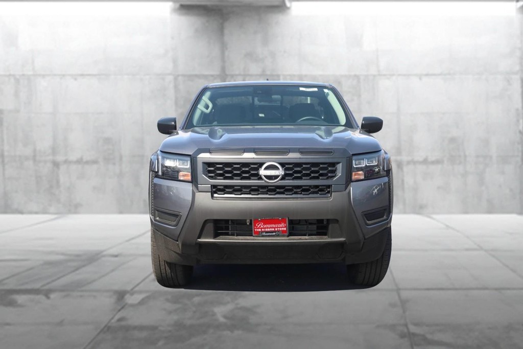 Nissan Frontier Vehicle Image 04