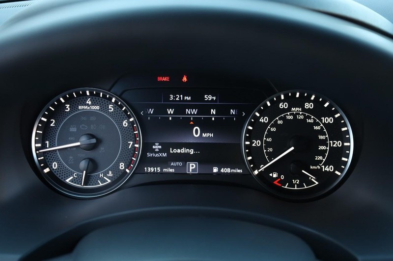 Nissan Armada Vehicle Full-screen Gallery Image 13