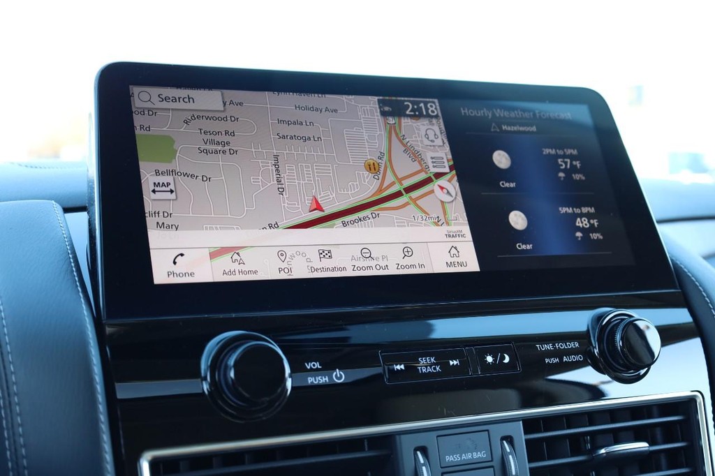 Nissan Armada Vehicle Image 15