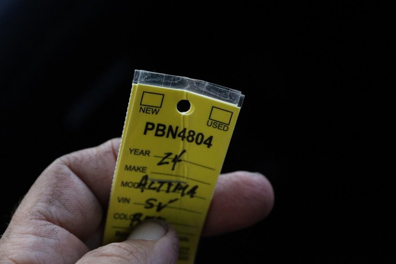 Nissan Altima Vehicle Full-screen Gallery Image 27