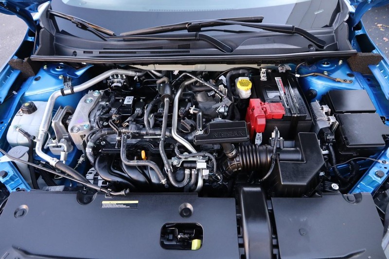 Nissan Sentra Vehicle Image 27