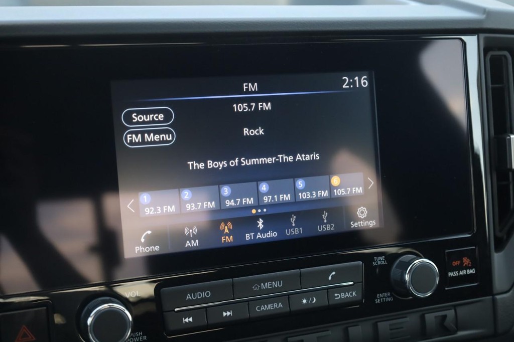 Nissan Frontier Vehicle Image 14