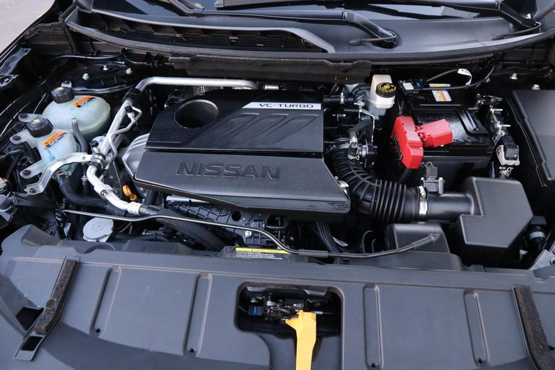 Nissan Rogue Vehicle Full-screen Gallery Image 28