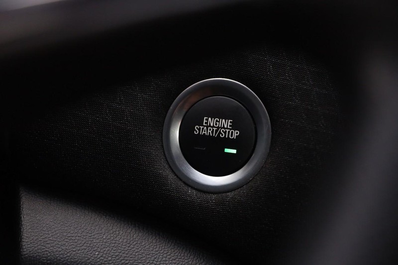 Chevrolet Malibu Vehicle Full-screen Gallery Image 15