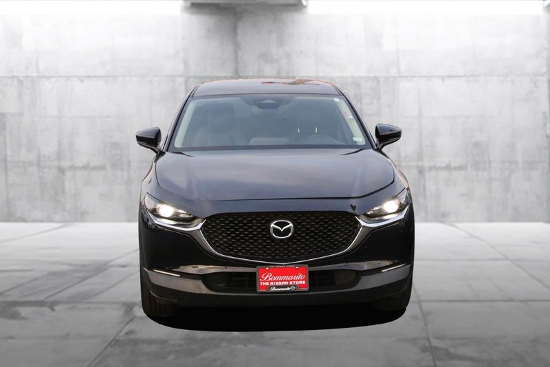 Mazda CX-30 Vehicle Full-screen Gallery Image 04