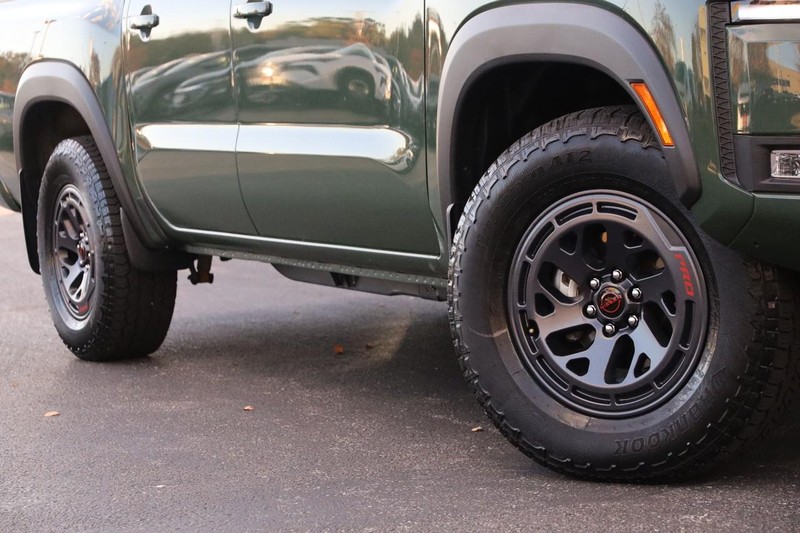 Nissan Frontier Vehicle Image 03