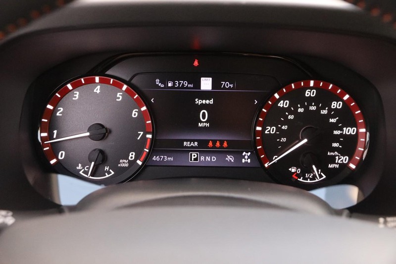 Nissan Frontier Vehicle Image 15