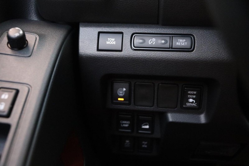 Nissan Frontier Vehicle Image 22