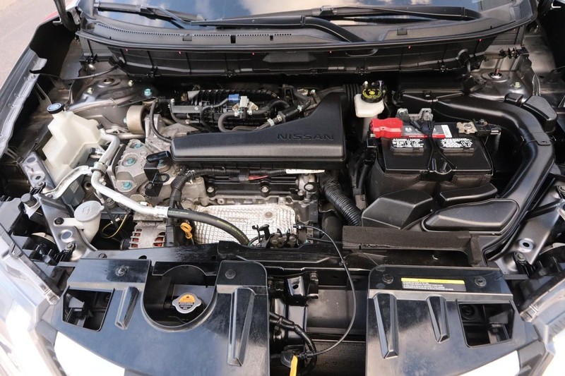 Nissan Rogue Vehicle Image 27