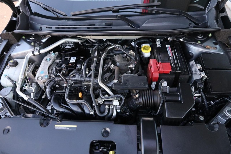 Nissan Sentra Vehicle Image 26