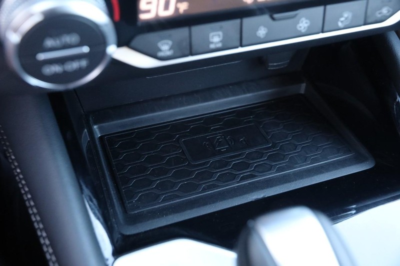 Nissan Altima Vehicle Image 20