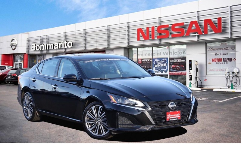 Nissan Altima Vehicle Image 29