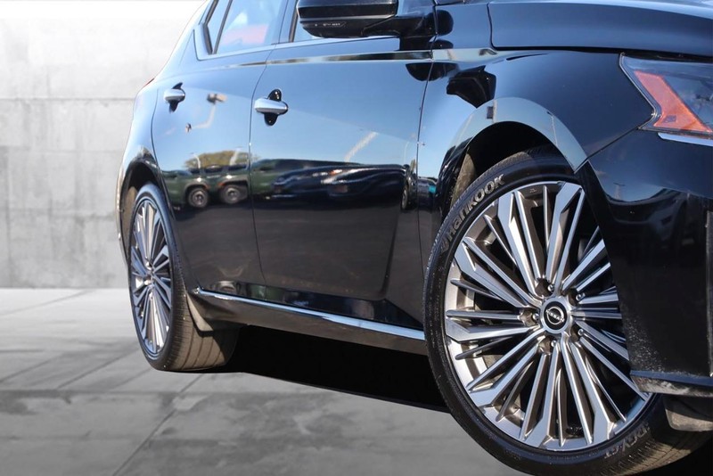 Nissan Altima Vehicle Image 31