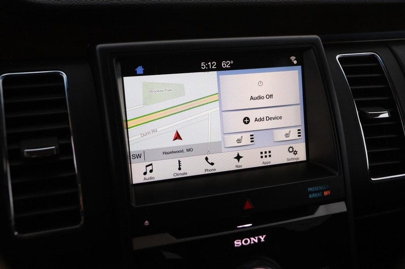 Ford Flex Vehicle Full-screen Gallery Image 17