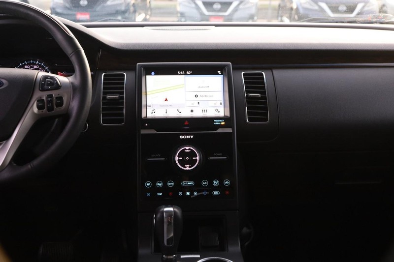 Ford Flex Vehicle Full-screen Gallery Image 23