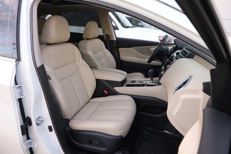 Nissan Murano Vehicle Image 27