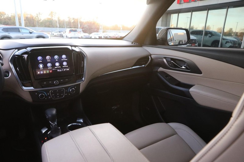 Chevrolet Traverse Vehicle Full-screen Gallery Image 27