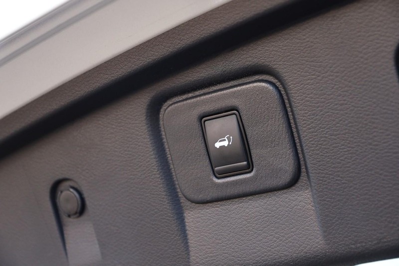 Nissan Murano Vehicle Image 08