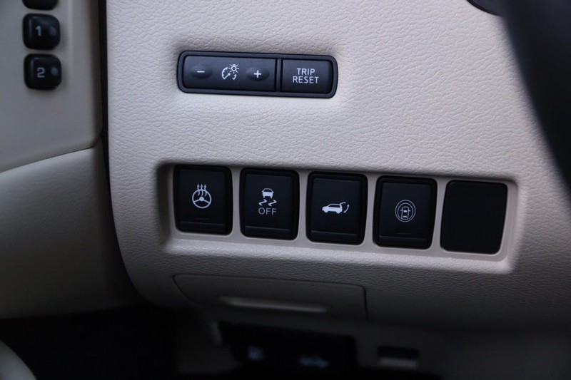 Nissan Murano Vehicle Image 20